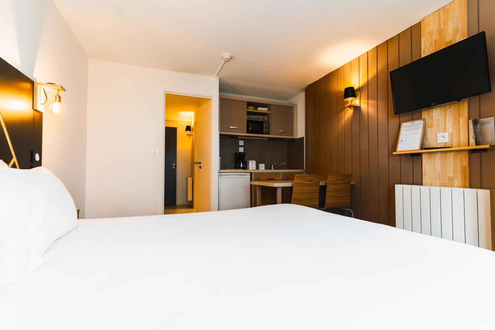 Garden & City Cauterets Balneo Экстерьер фото