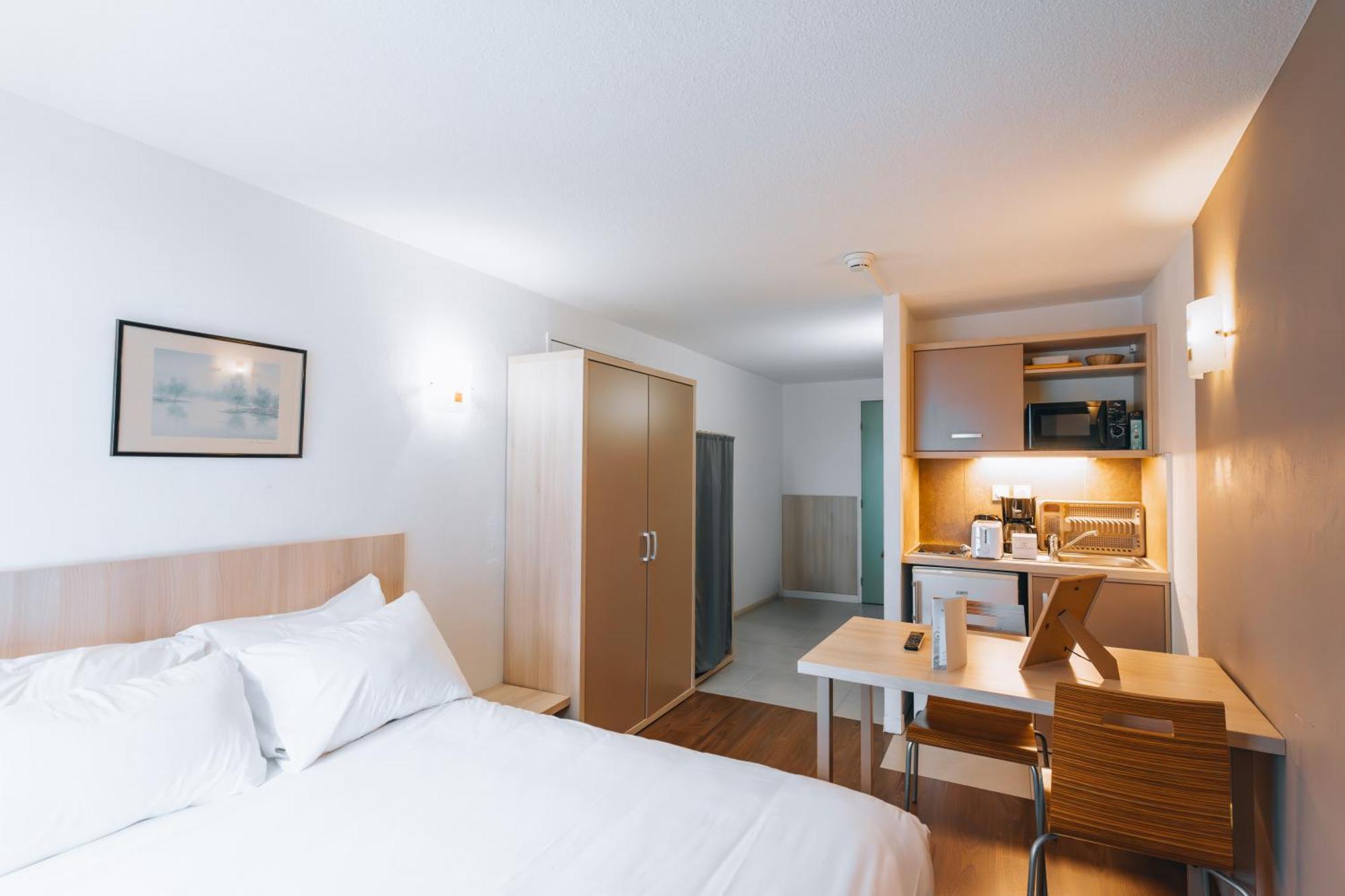 Garden & City Cauterets Balneo Экстерьер фото