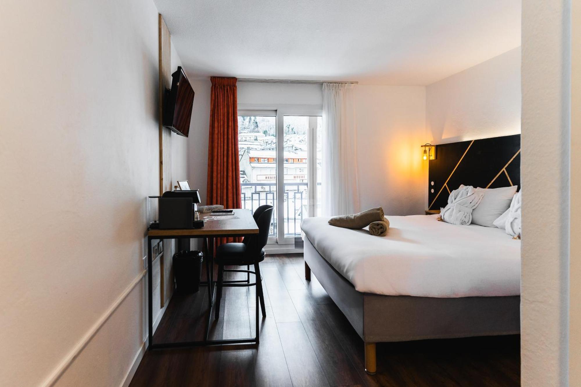 Garden & City Cauterets Balneo Экстерьер фото